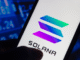 Solana price breaks past $200